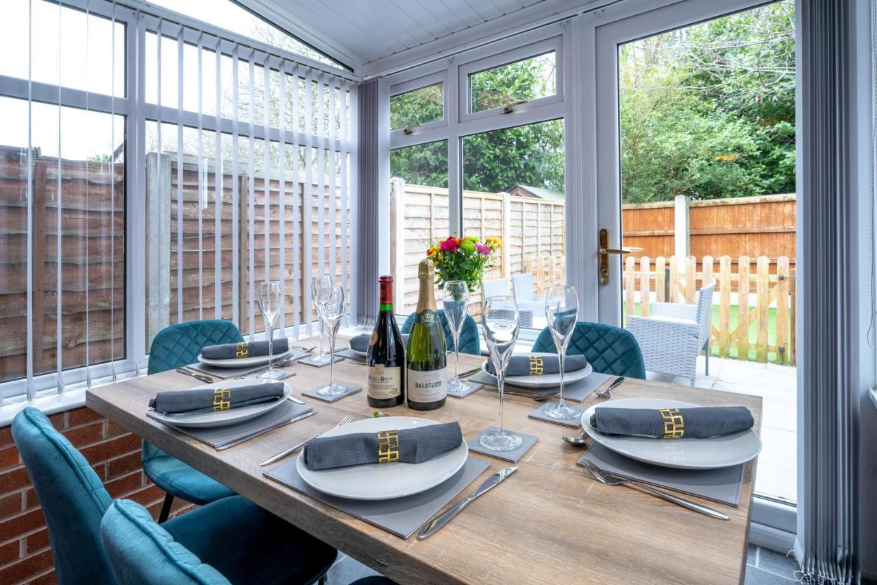 Yew Tree House Contractor / Family Home Free Netflix Fast Wifi Near Dudley/Birmingham Cradley Heath Eksteriør billede