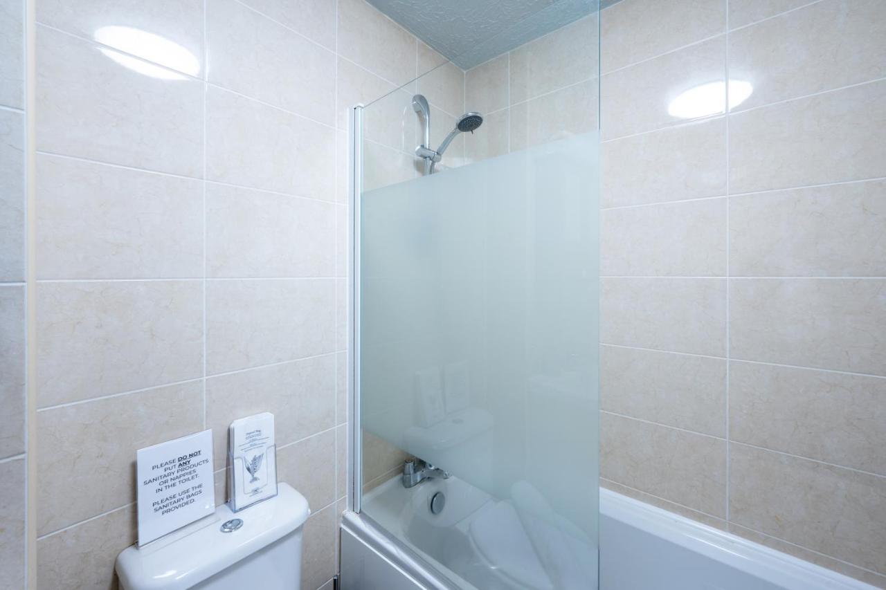 Yew Tree House Contractor / Family Home Free Netflix Fast Wifi Near Dudley/Birmingham Cradley Heath Eksteriør billede